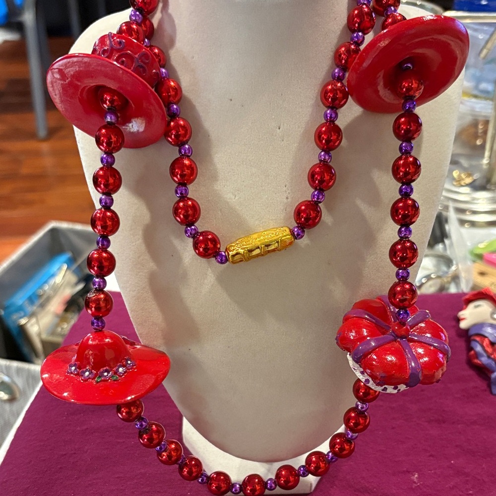 Red Hat Society Beads
